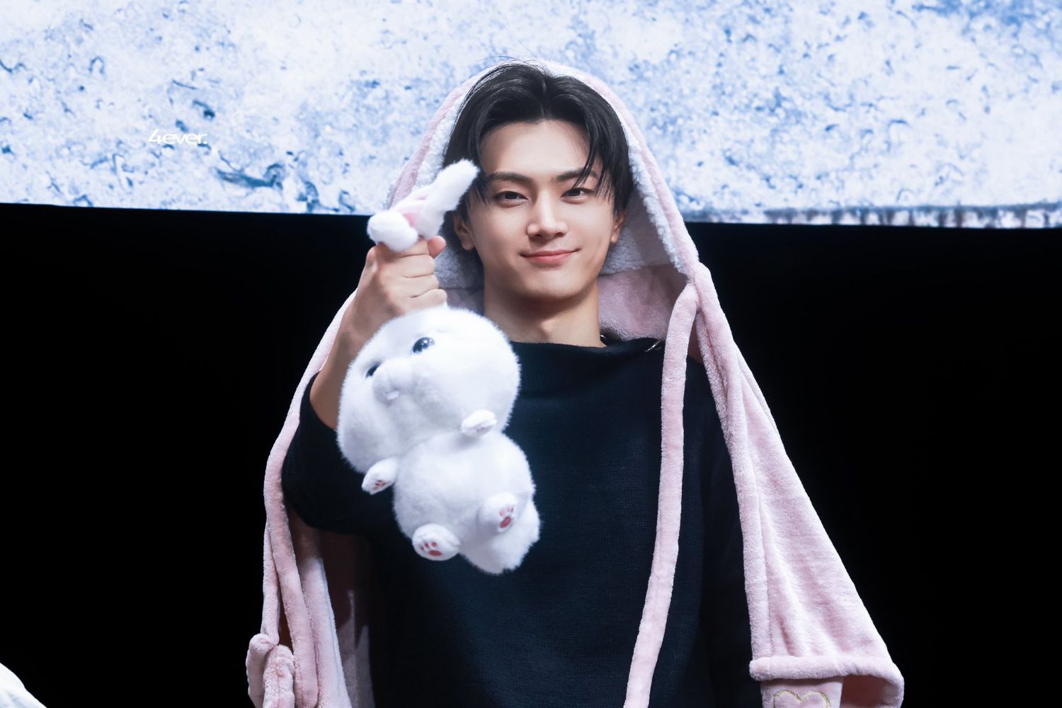 Recent activity shot of Jay (ENHYPEN)