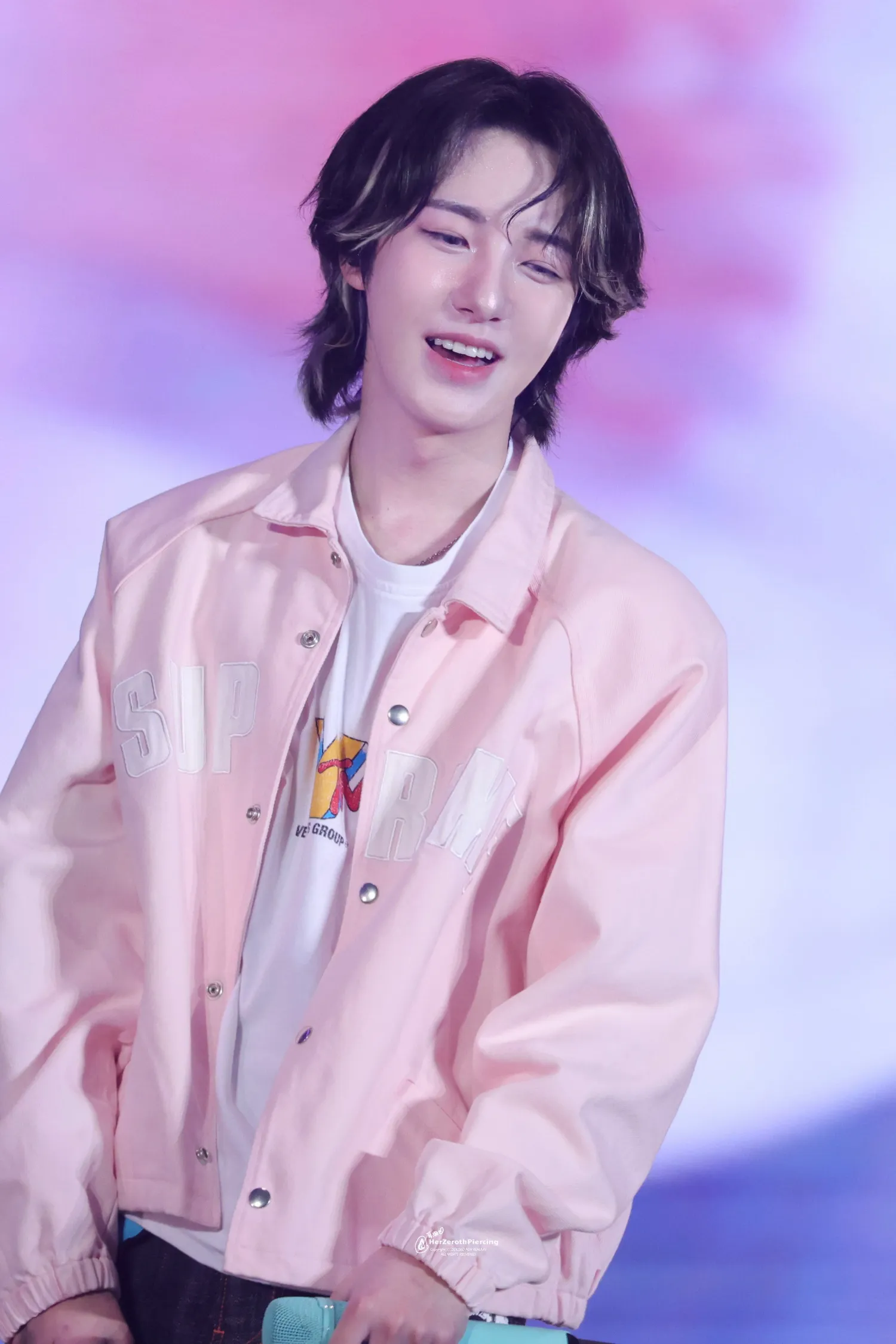 A moment captured by Renjun (NCT DREAM)'s fan