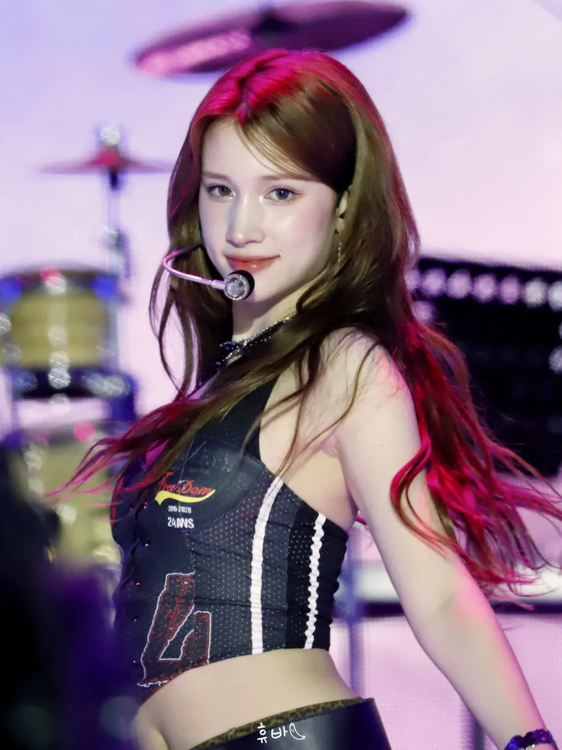 Behind-the-scenes cut of Huening Bahiyyih (Kep1er)