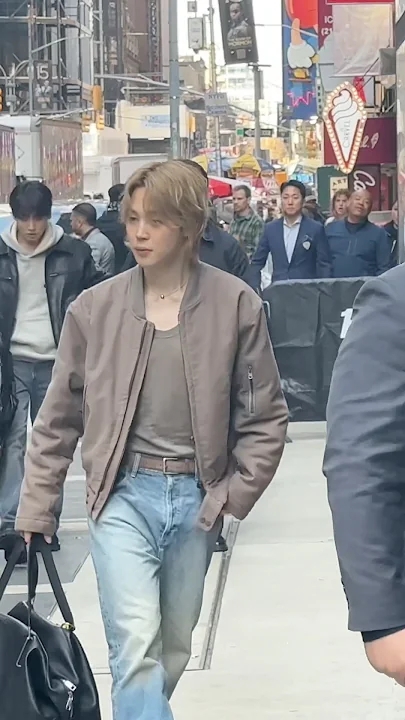 A heartfelt wallpaper shared by Jimin (BTS)'s fans