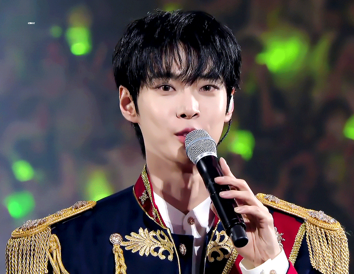 Behind-the-scenes cut of Doyoung (NCT 127)