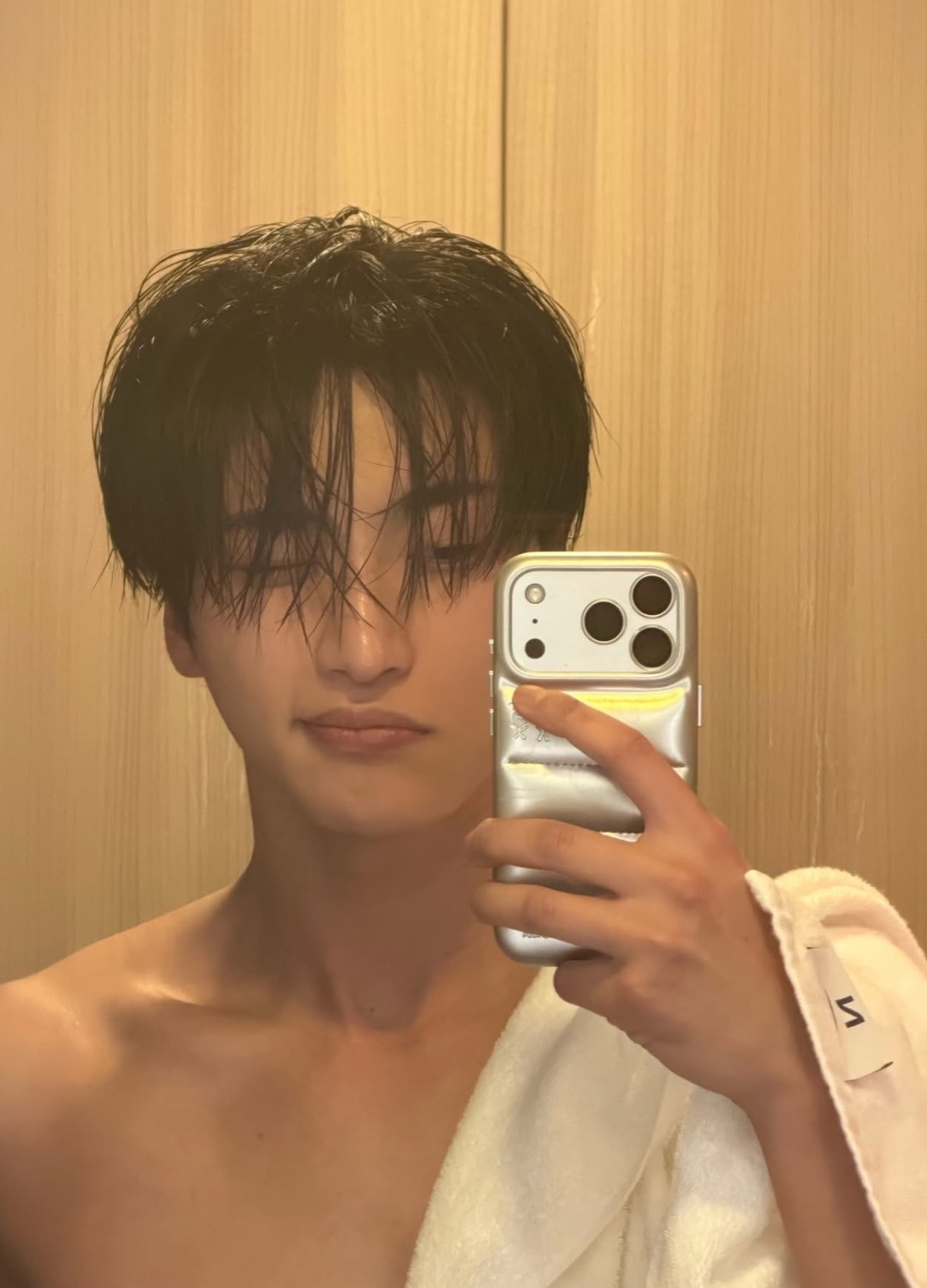 Latest photo of Seonghwa (ATEEZ)
