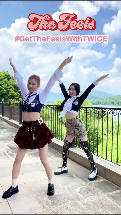 TWICE의 비하인드 컷