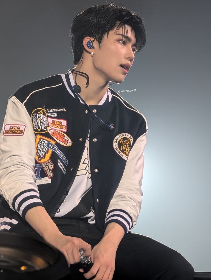 박건욱 (제로베이스원)의 최신 사진