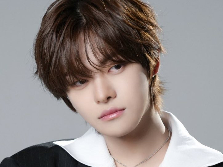 A moment captured by Lee Leo (ALPHA DRIVE ONE)'s fan