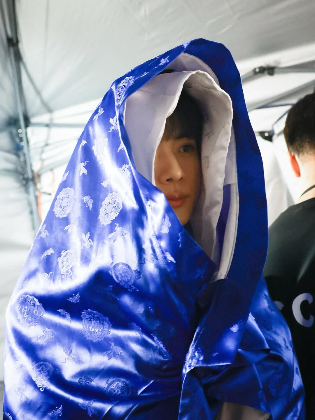 진 (방탄소년단)의 비하인드 컷