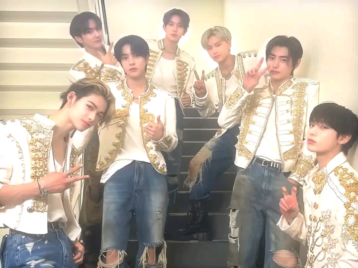 ENHYPEN의 최신 사진