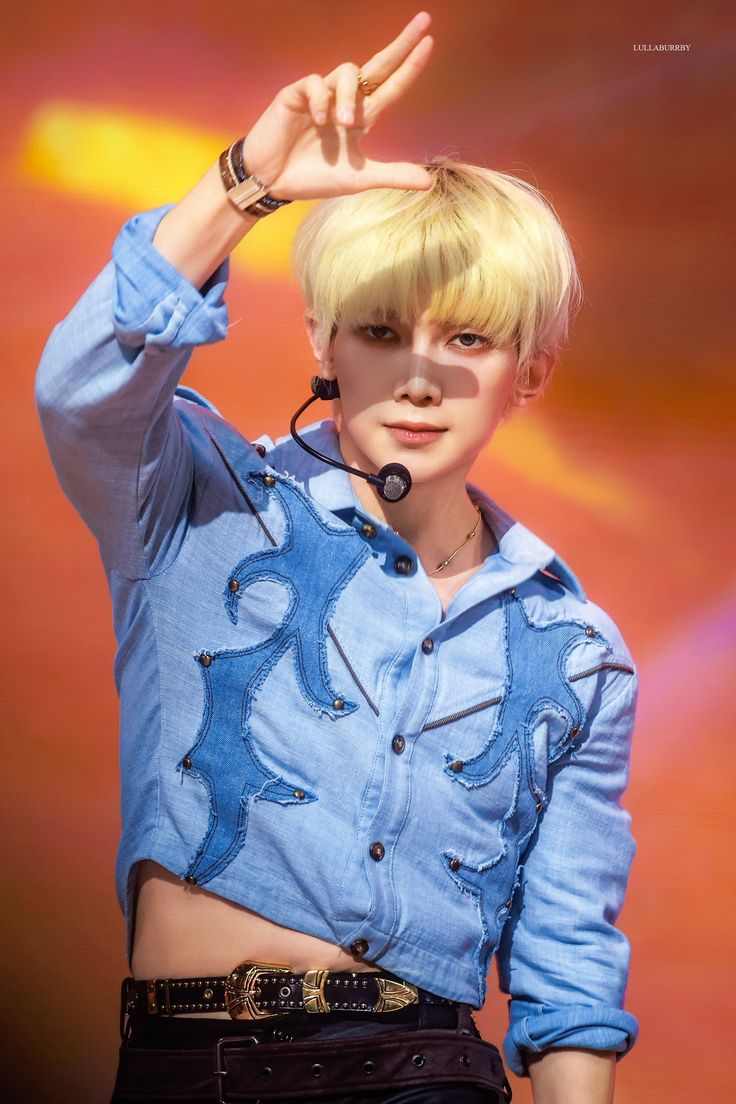 에이티즈 최근 활동샷