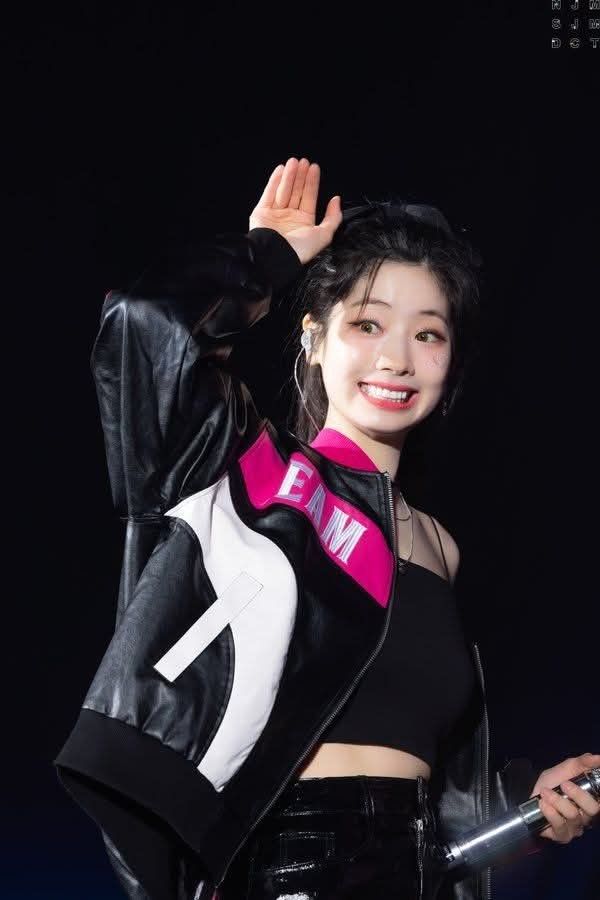Foto aktivitas terbaru Dahyun (TWICE)