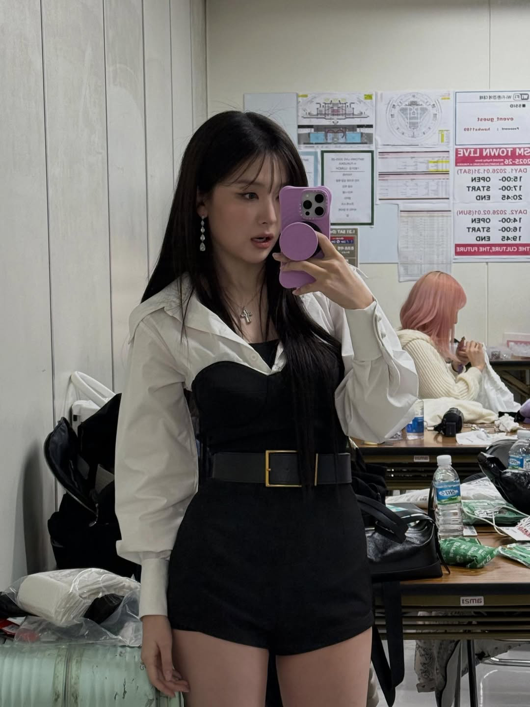 Recent activity shot of Red Velvet