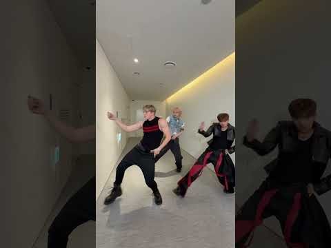 Kenneth (SANTOS BRAVOS)的最新照片