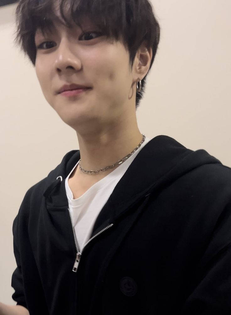 Recent activity shot of Jungwon (ENHYPEN)