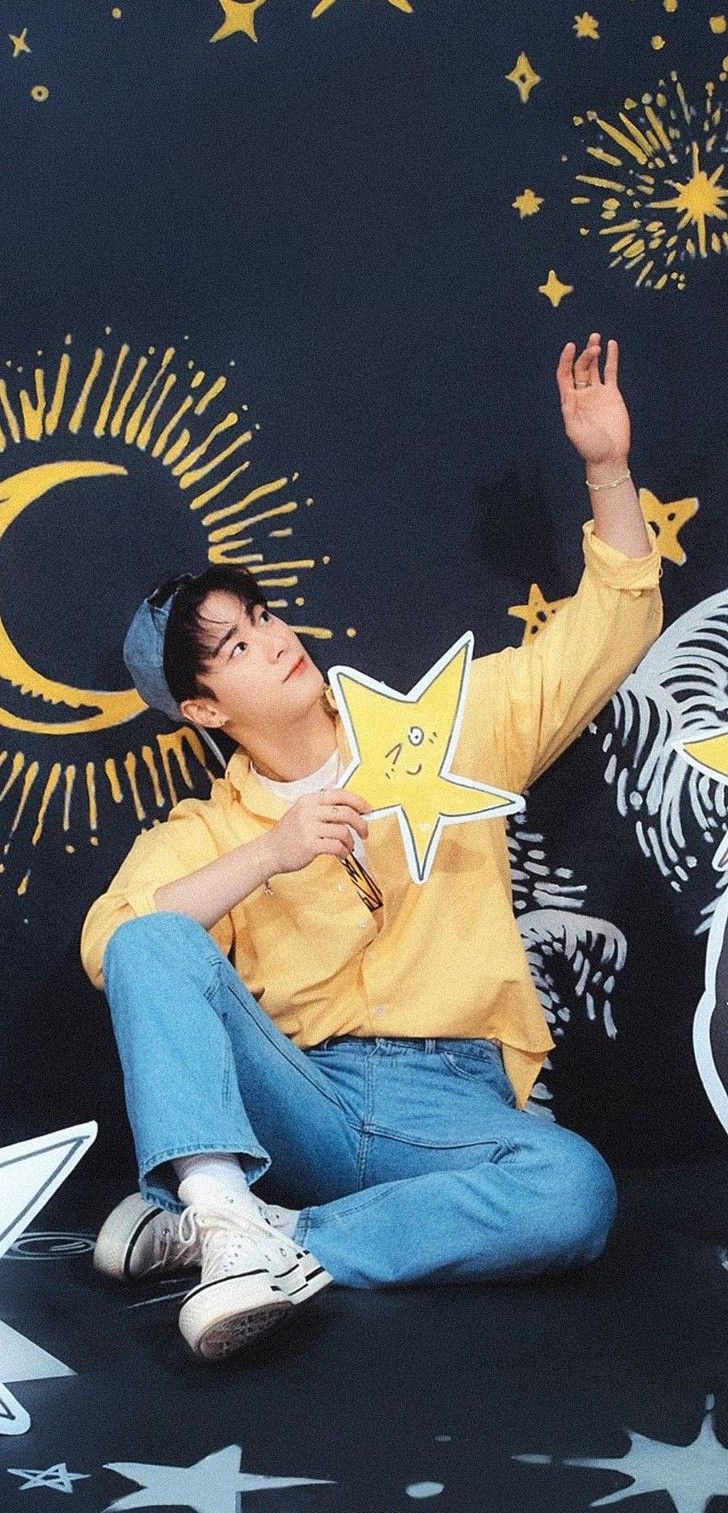 Latest photo of Moonbin (ASTRO)