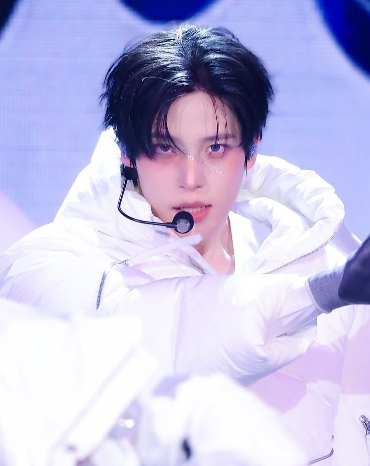 에이티즈의 최신 사진