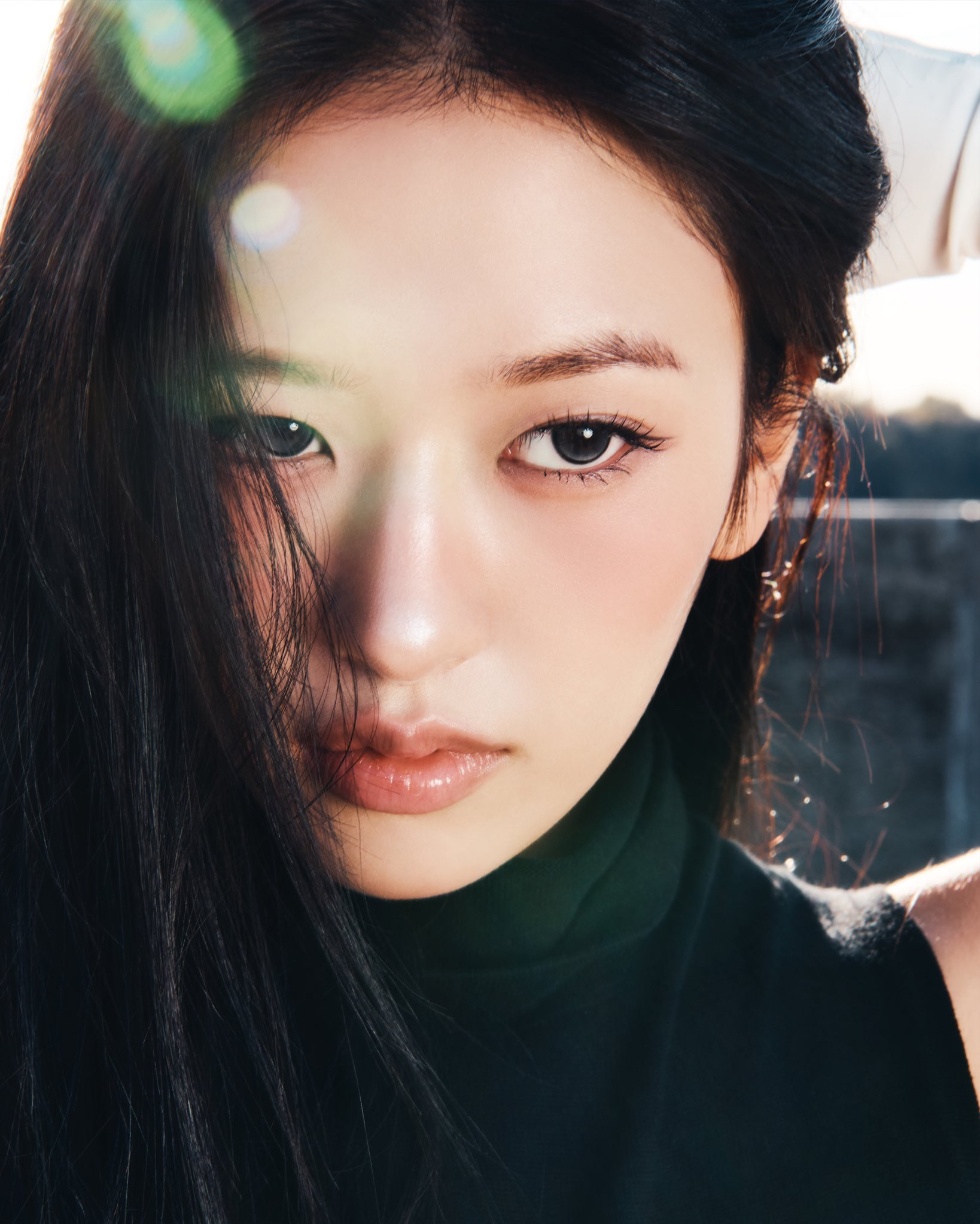 Behind-the-scenes cut of An Yujin (IVE)