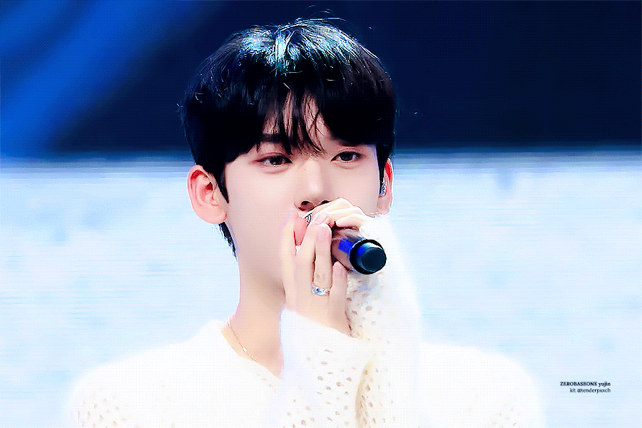 Latest photo of Han Yujin (ZEROBASEONE)