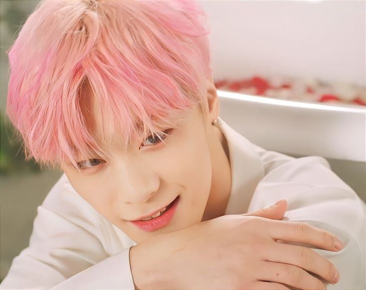 Behind-the-scenes cut of Moonbin (ASTRO)