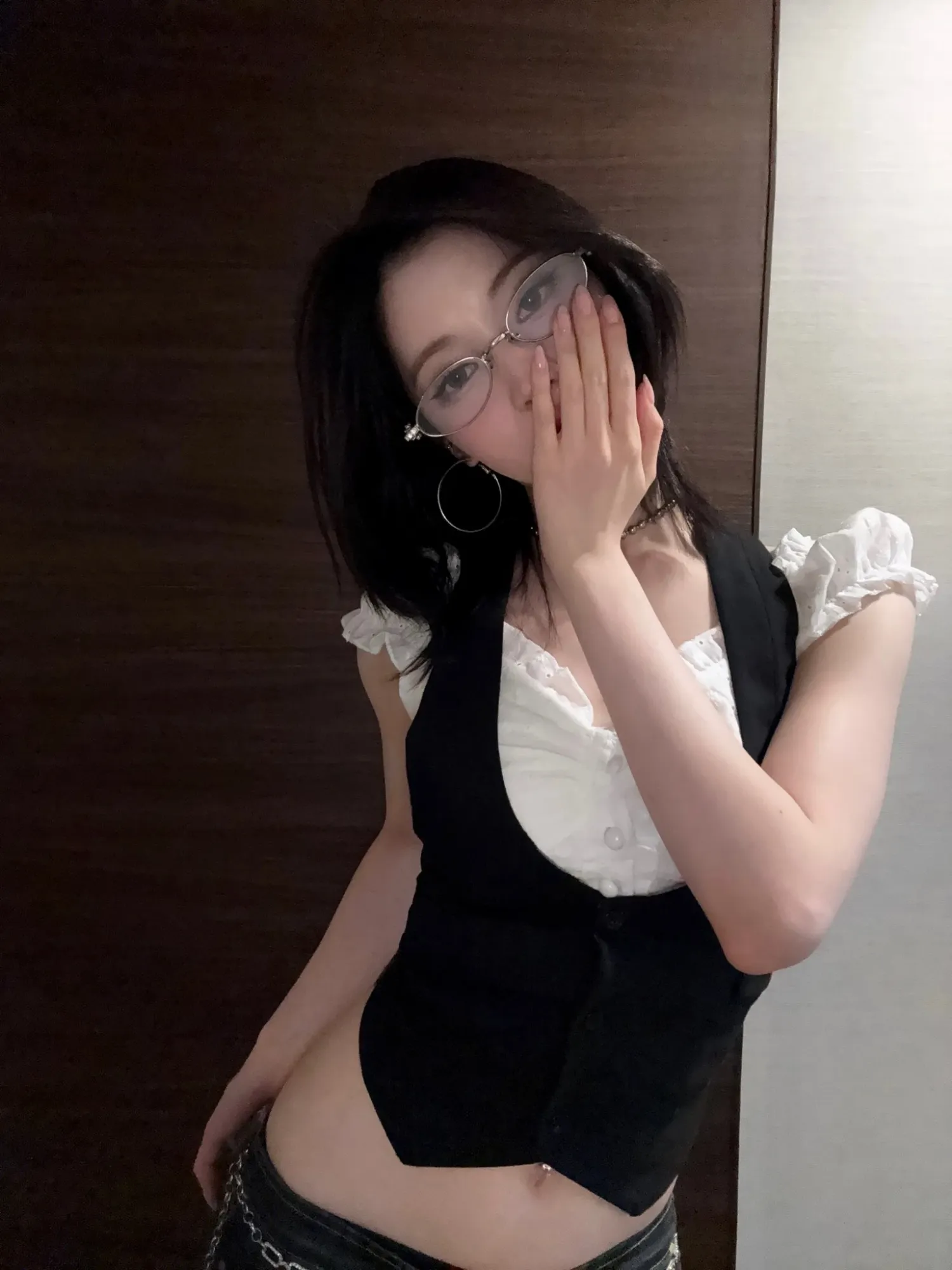 Asa (BABYMONSTER)的幕后花絮