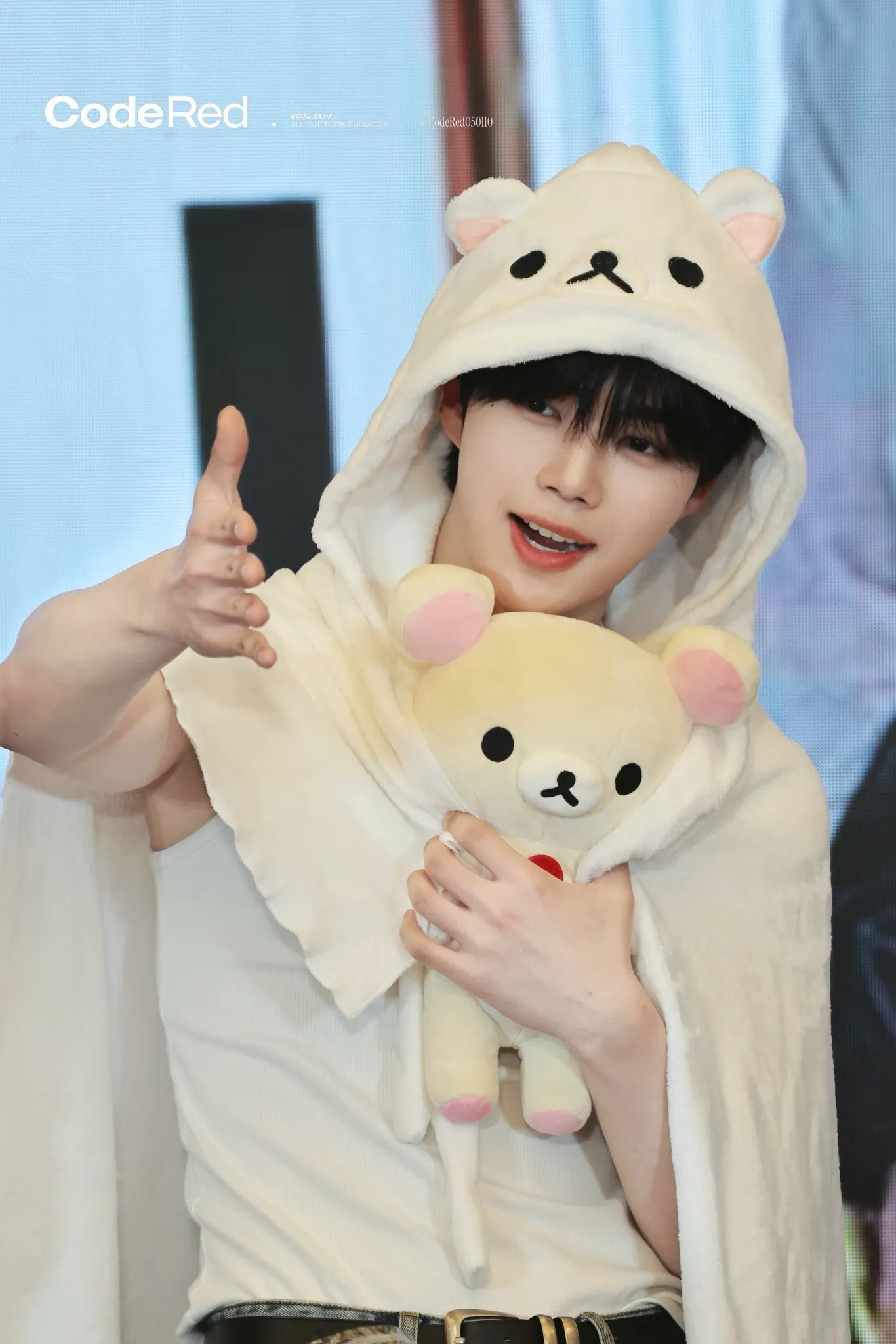 박건욱 (제로베이스원) 최근 활동샷