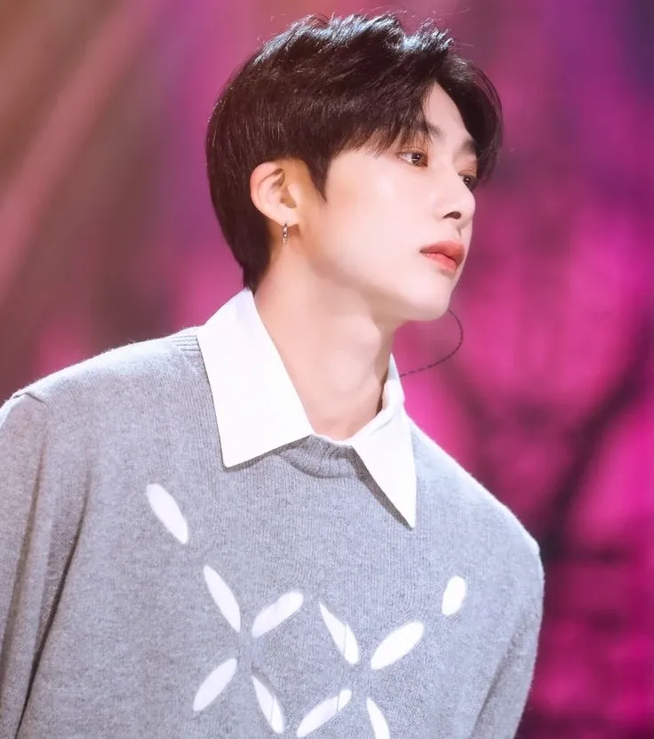 Foto aktivitas terbaru Hyungwon (MONSTA X)