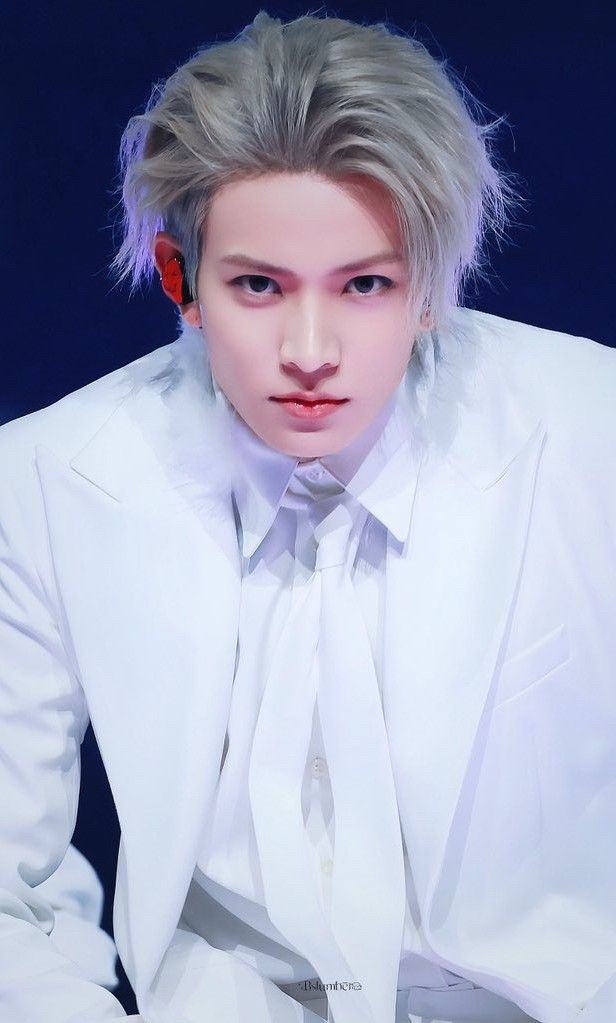 Fan-made special wallpaper for Heeseung (ENHYPEN)