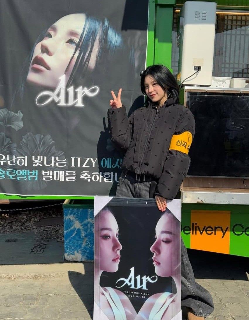Foto aktivitas terbaru ITZY