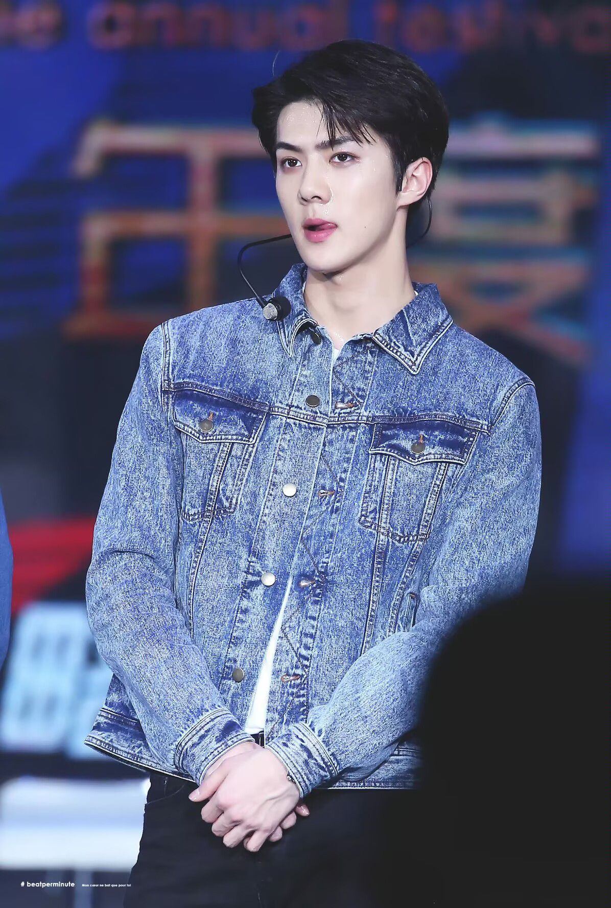 A moment captured by Sehun (EXO)'s fan