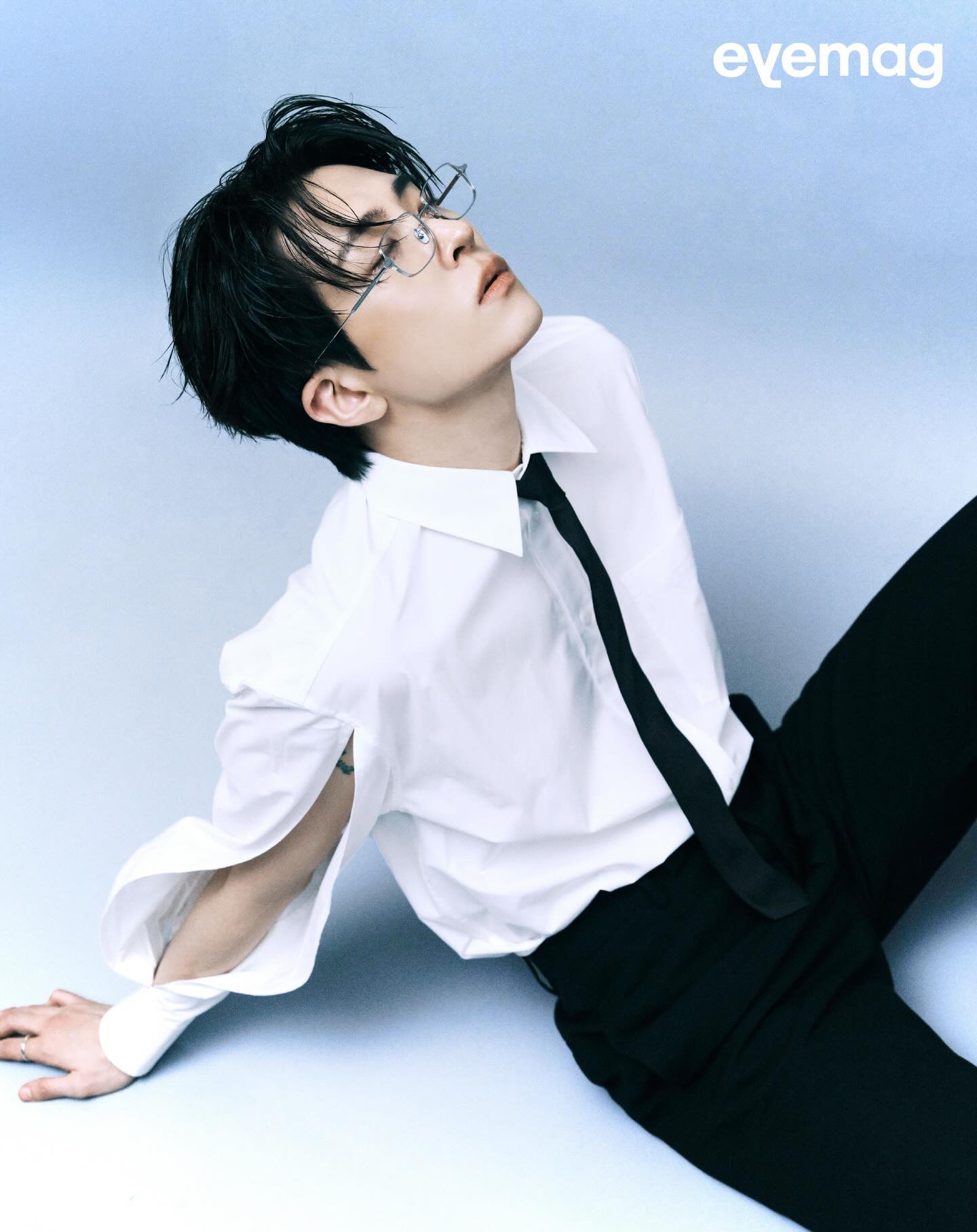 A moment captured by Youngjae (GOT7)'s fan