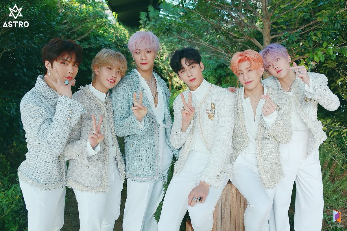 Foto aktivitas terbaru ASTRO