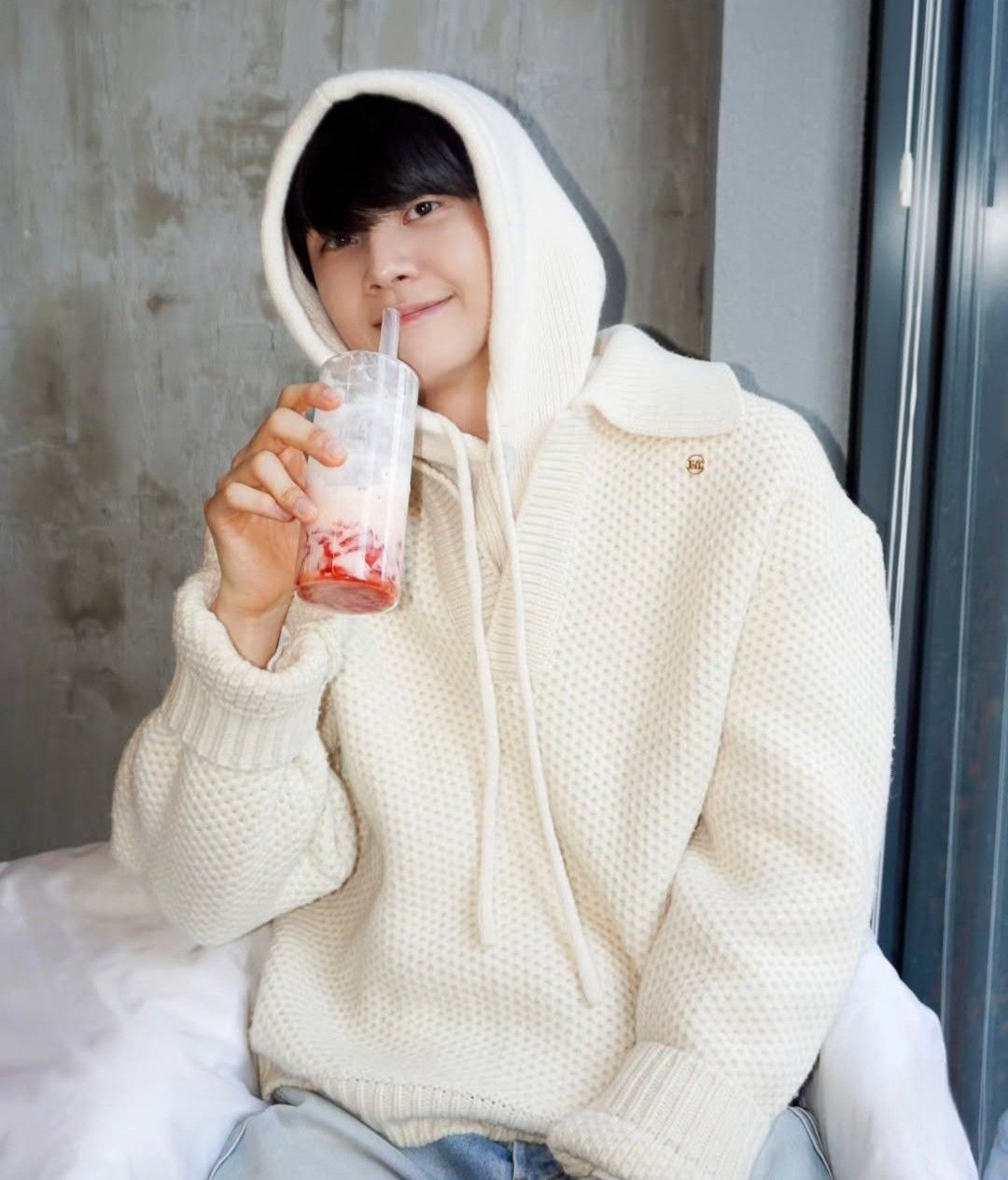 Momen yang diabadikan oleh penggemar Lee Jinhyuk