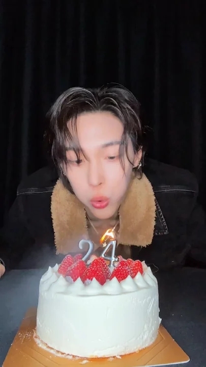 Behind-the-scenes cut of Wonbin (RIIZE)