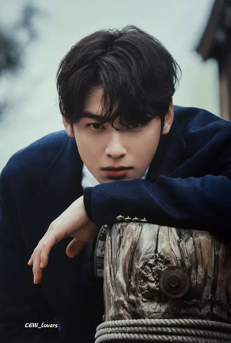 Recent activity shot of Eunwoo (ASTRO)