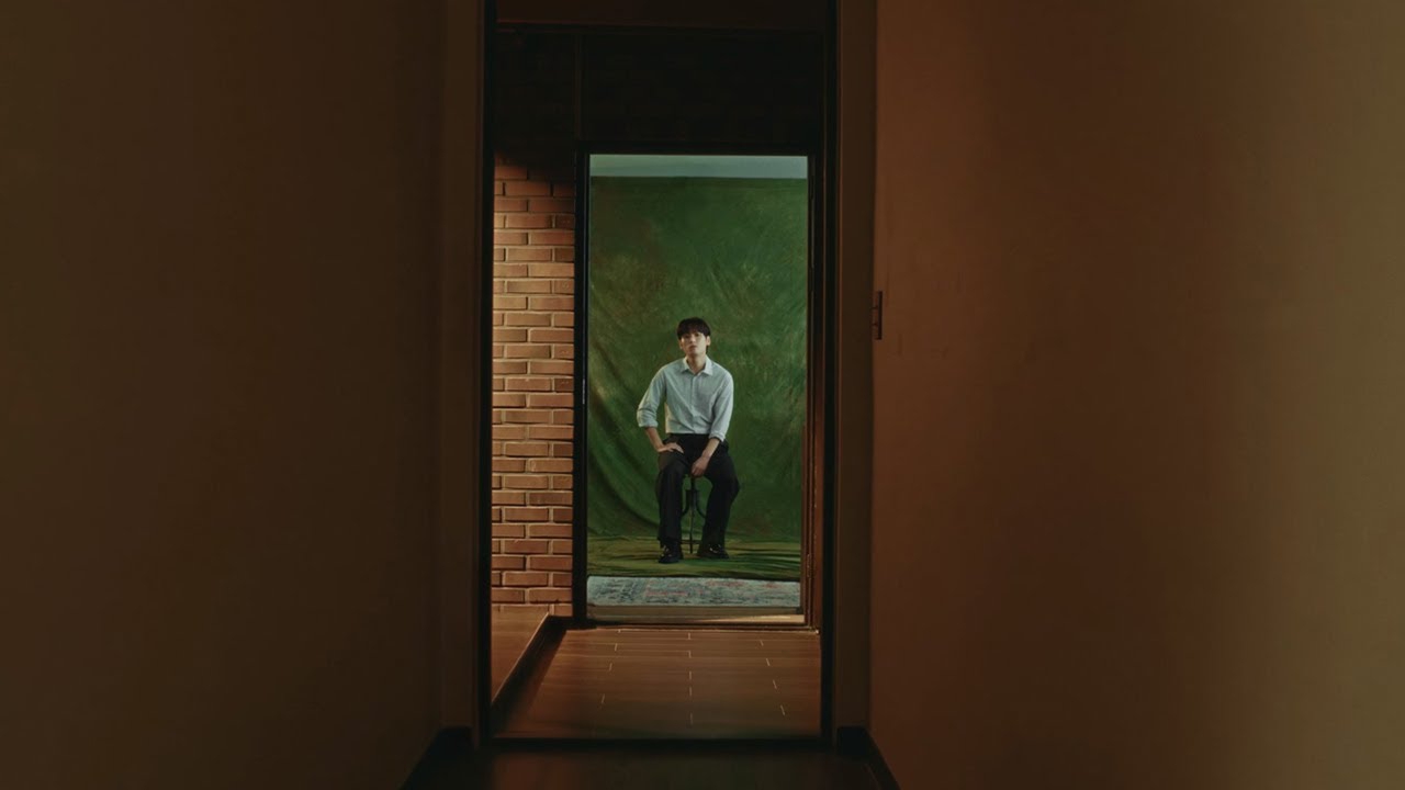 Behind-the-scenes cut of Inseong (SF9)