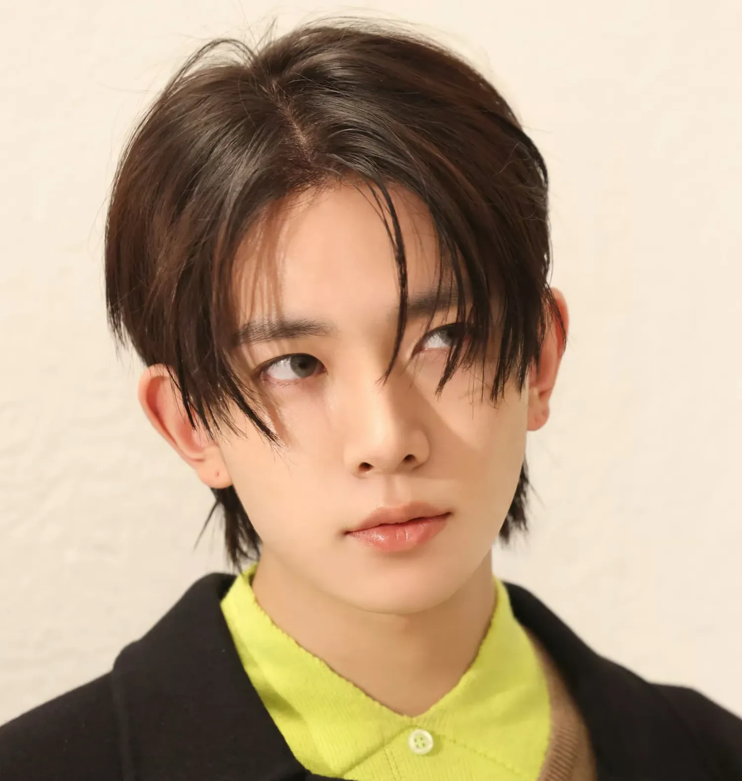 Latest photo of Heeseung