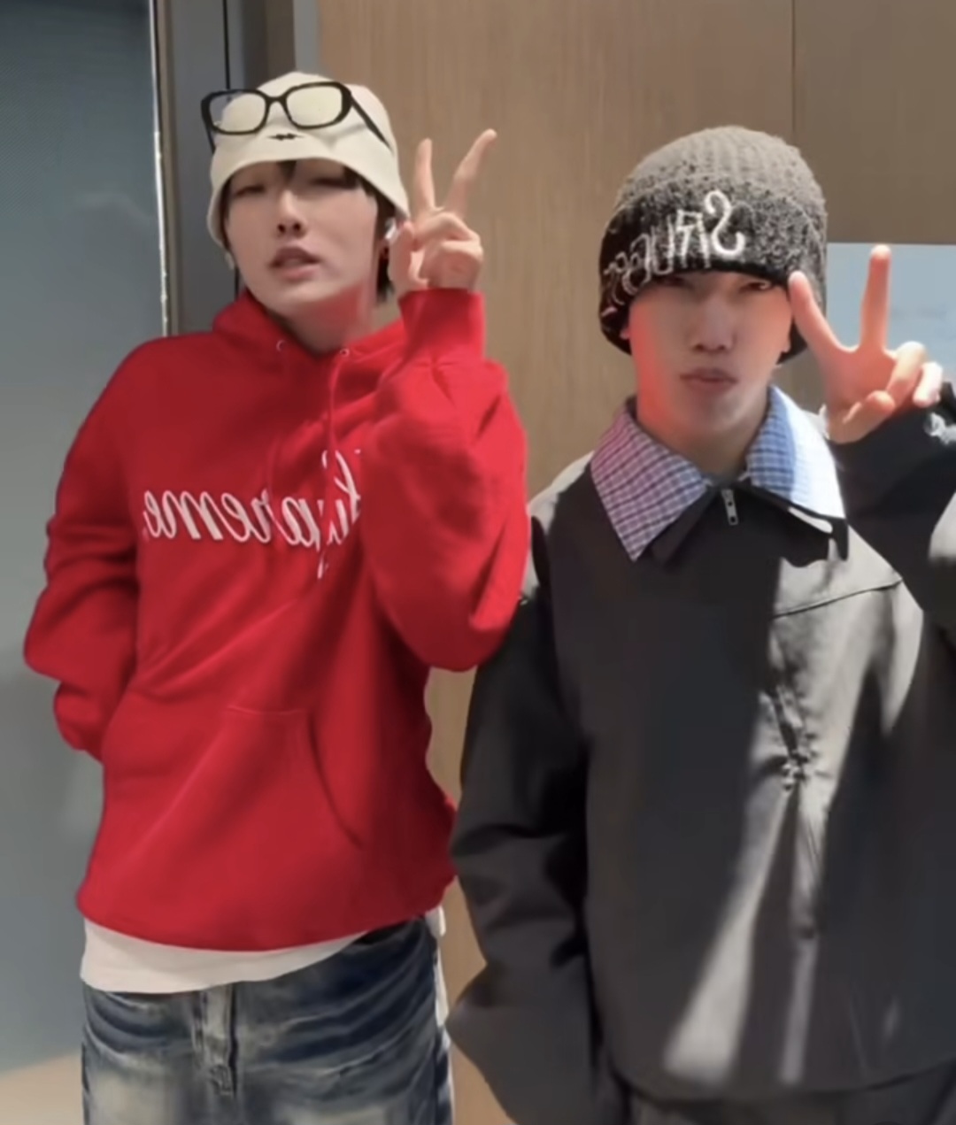 A moment captured by Li Zihao (MODYSSEY)'s fan