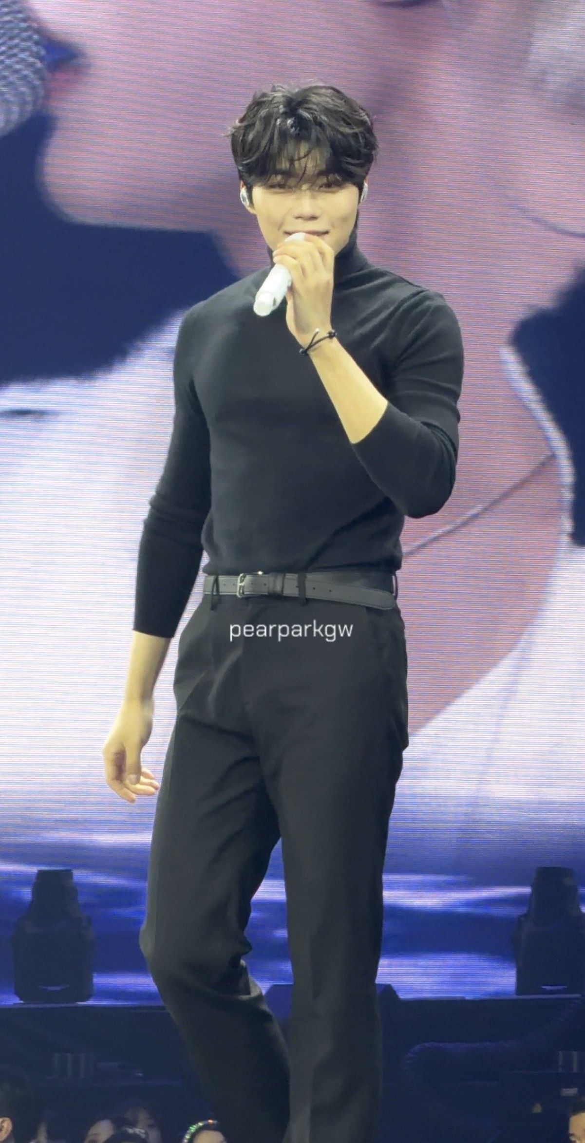 Latest photo of Park Gunwook (ZEROBASEONE)