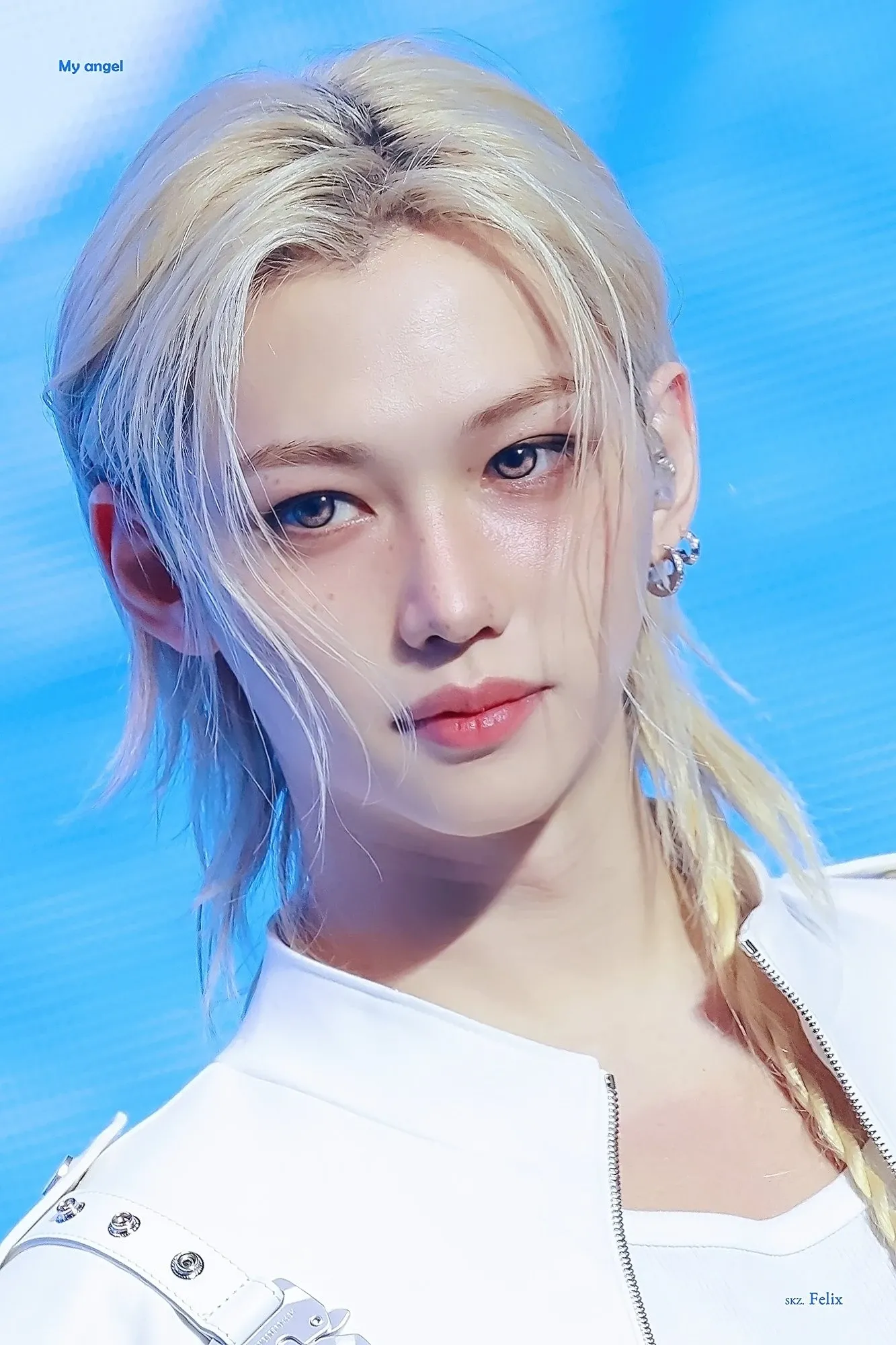 A moment captured by Felix (Stray Kids)'s fan