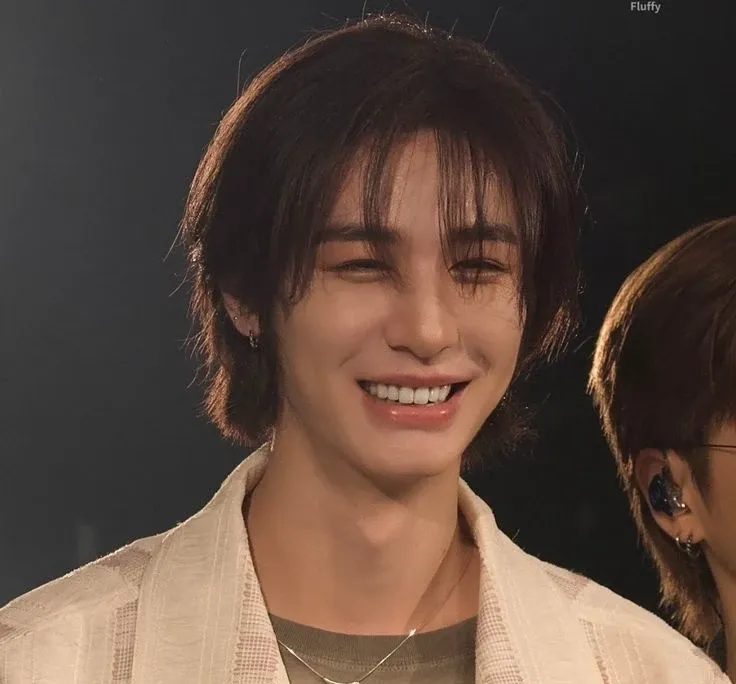 Behind-the-scenes cut of Leehan (BOYNEXTDOOR)