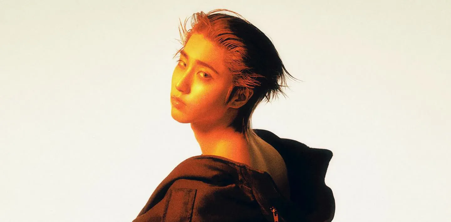 Behind-the-scenes cut of HAN (Stray Kids)