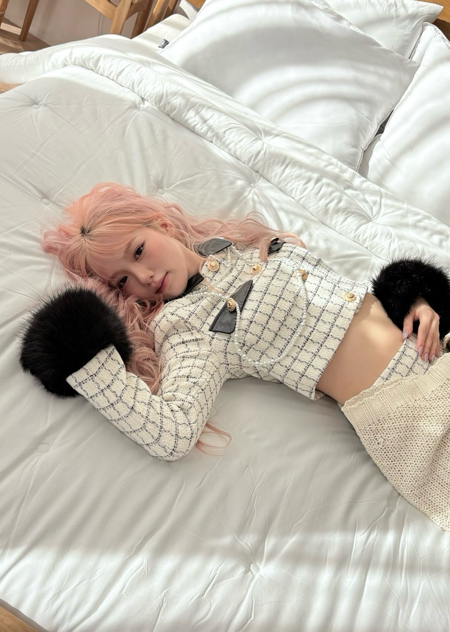 Recent activity shot of Rio (NiziU)