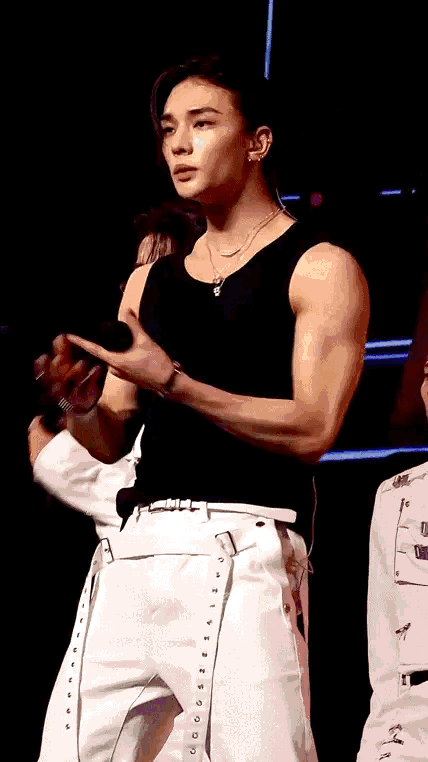 Latest photo of Hyunjin (Stray Kids)