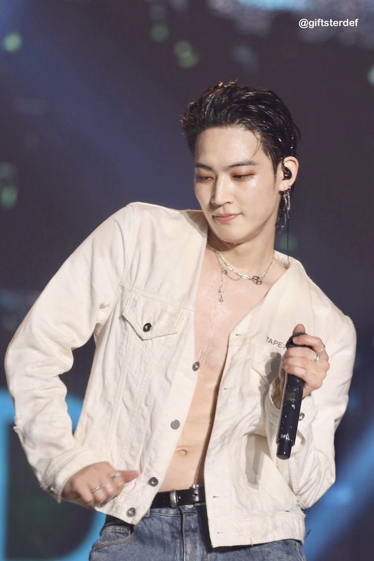 Behind-the-scenes cut of JAY B (GOT7)