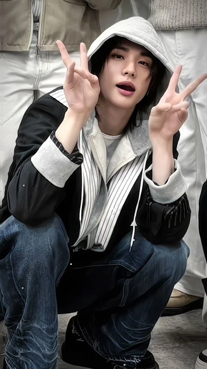 A moment captured by Hyunjin (Stray Kids)'s fan