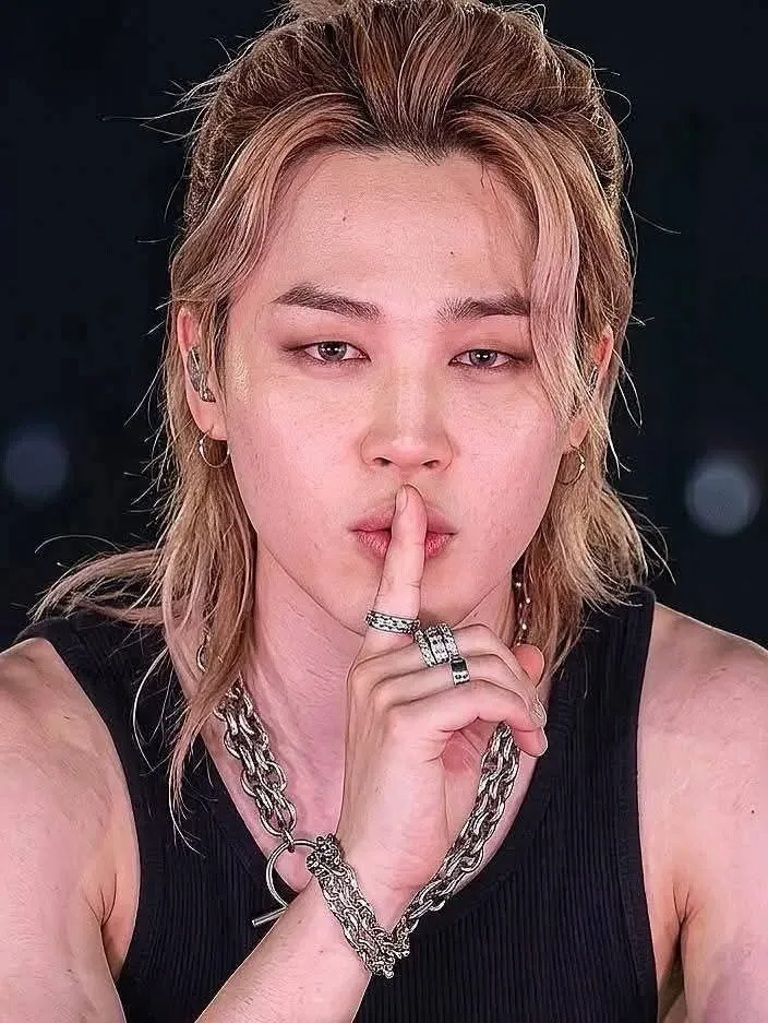 Momen yang diabadikan oleh penggemar Jimin (BTS)