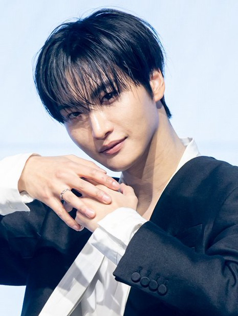 Behind-the-scenes cut of Seonghwa (ATEEZ)