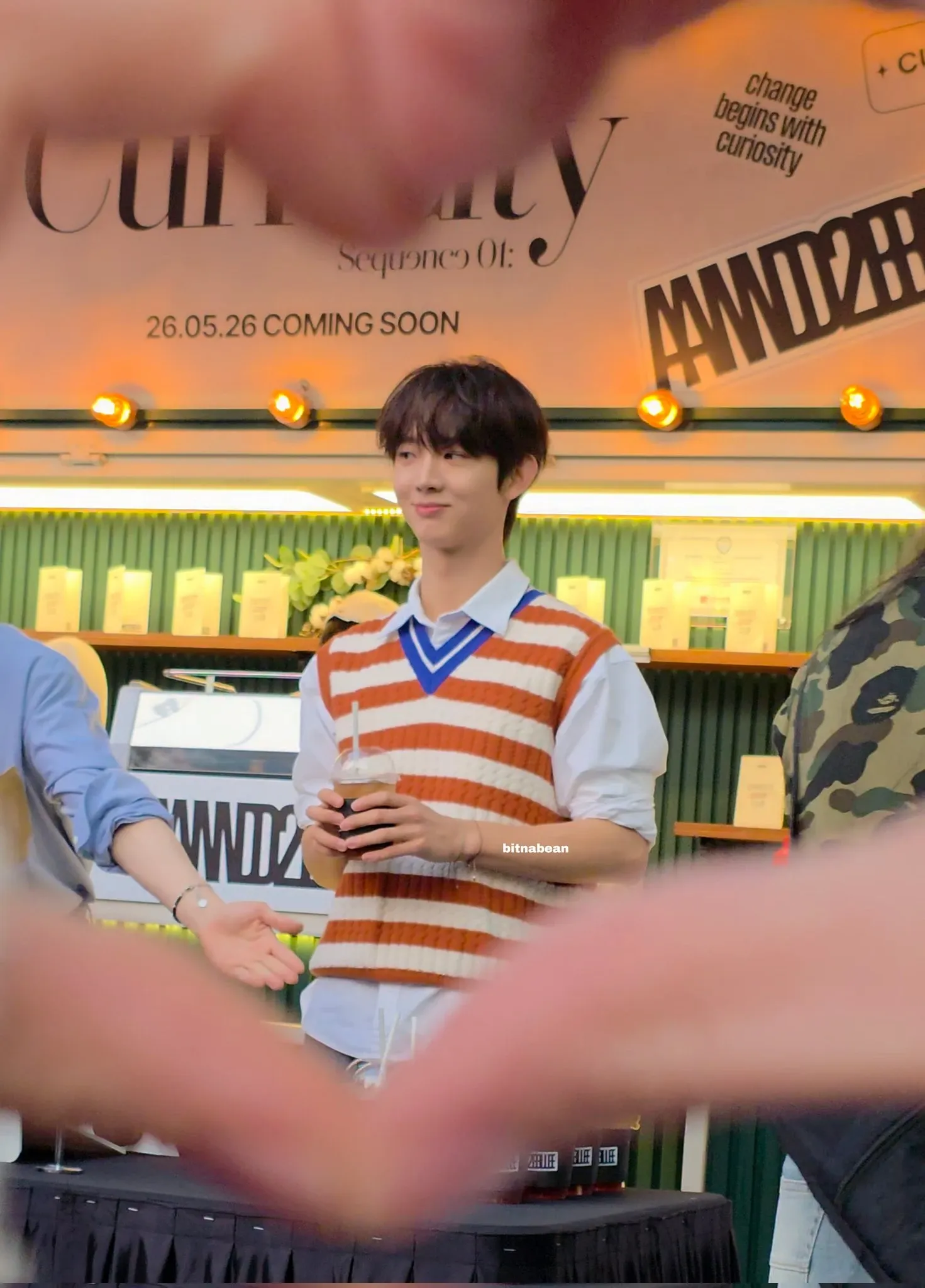 A moment captured by Yoo Seungeon (AND2BLE)'s fan