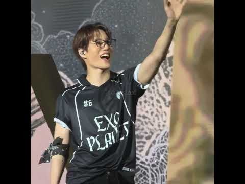 Momen yang diabadikan oleh penggemar Kai (EXO)