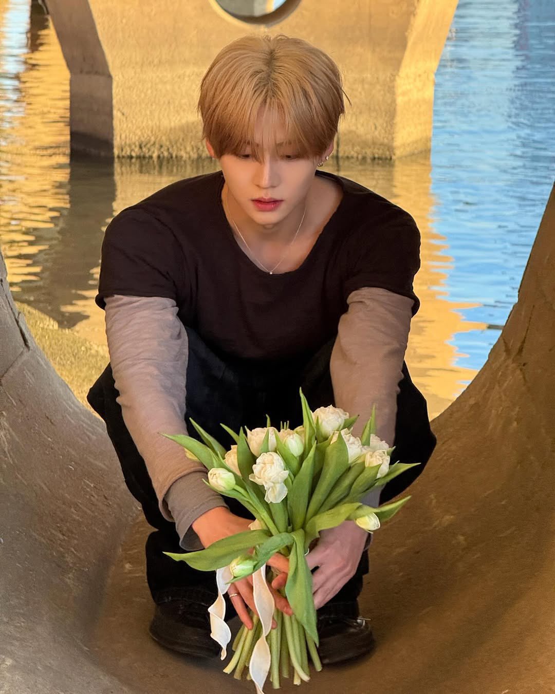 Foto terbaru Lee Sangwon (ALPHA DRIVE ONE)