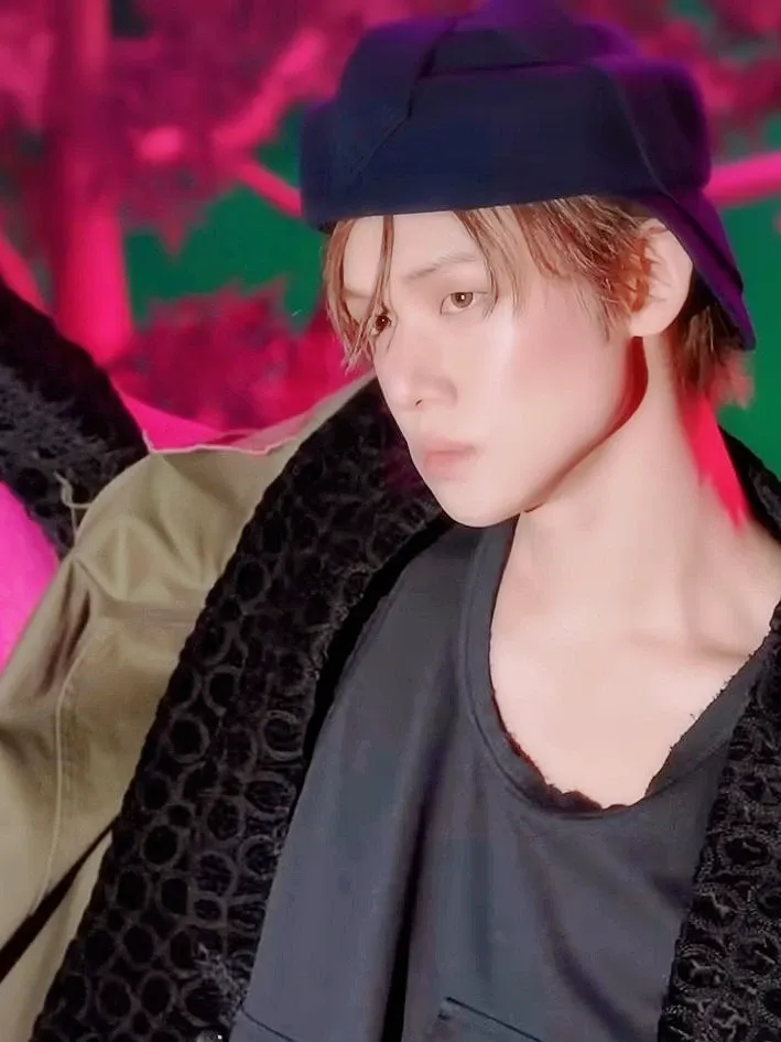 Latest photo of Yeonjun (TOMORROW X TOGETHER)