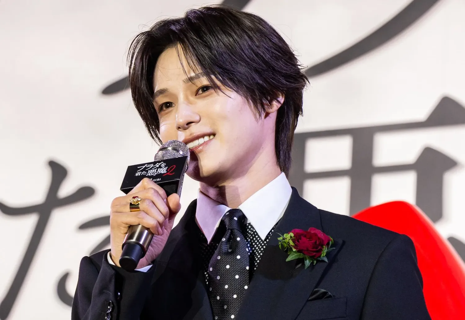 A moment captured by K (&TEAM)'s fan